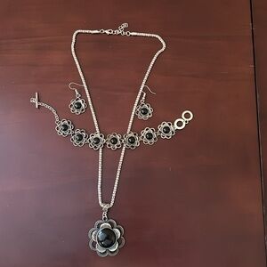 Pendant Necklace, Bracelet & Earrings